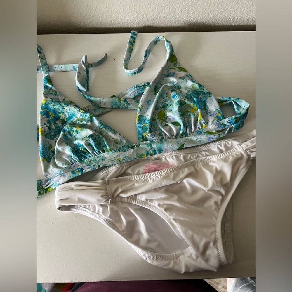 VS Two Piece